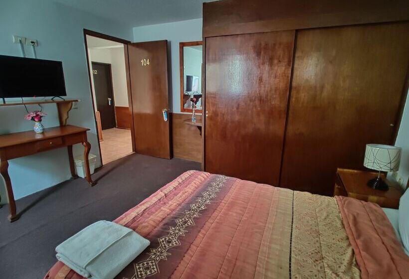 هتل Aristos Express Huejotzingo