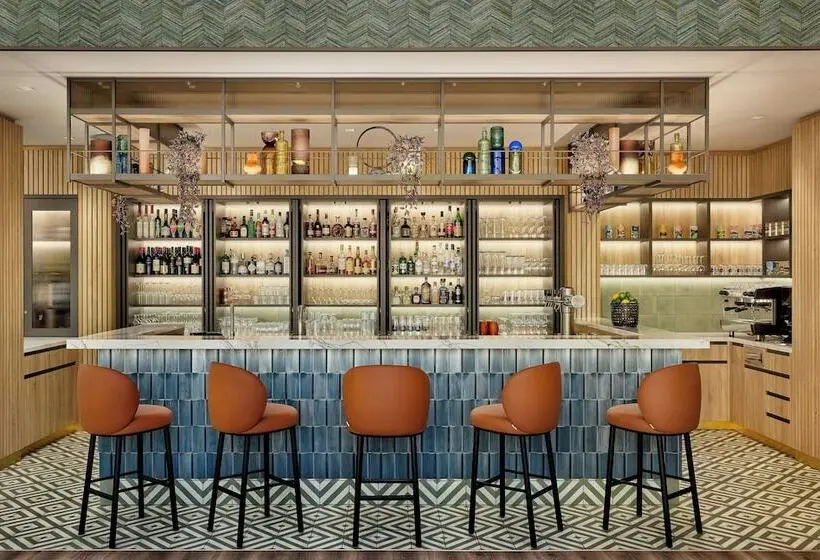 هتل Courtyard By Marriott Berlin City Center