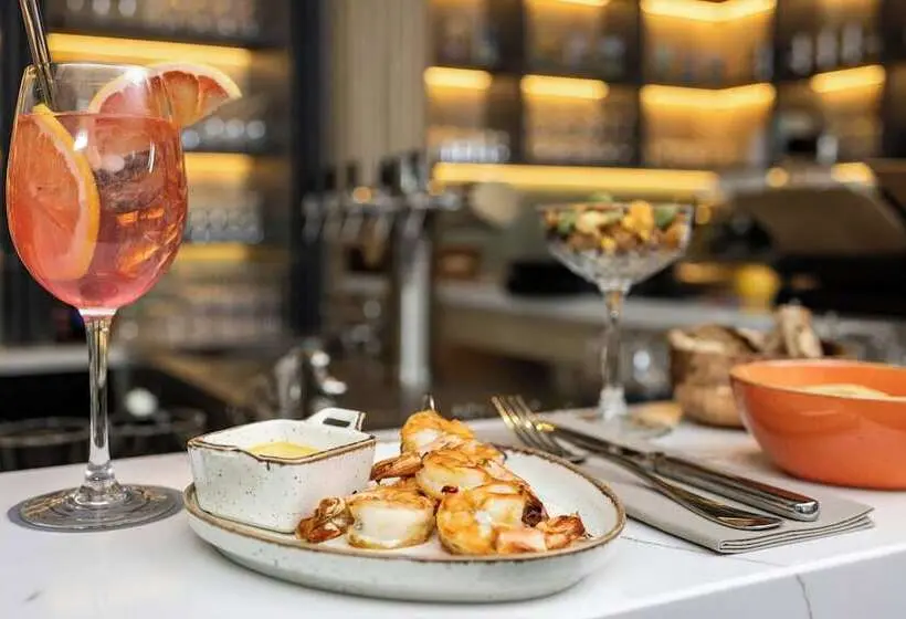 هتل Courtyard By Marriott Berlin City Center