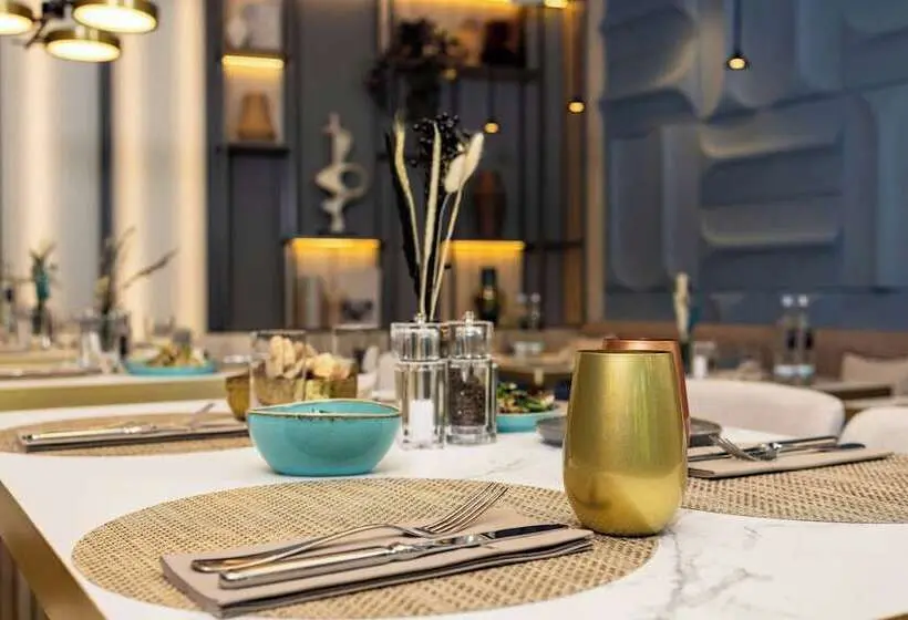 هتل Courtyard By Marriott Berlin City Center