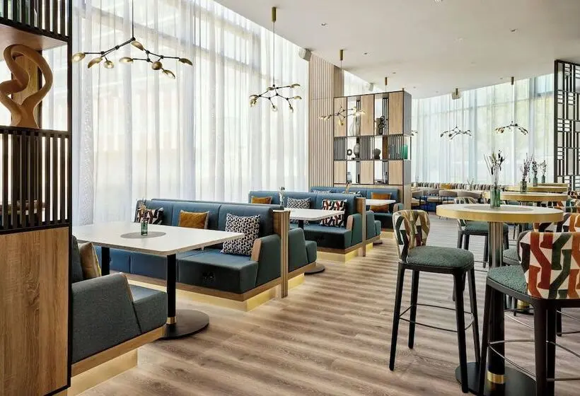 هتل Courtyard By Marriott Berlin City Center