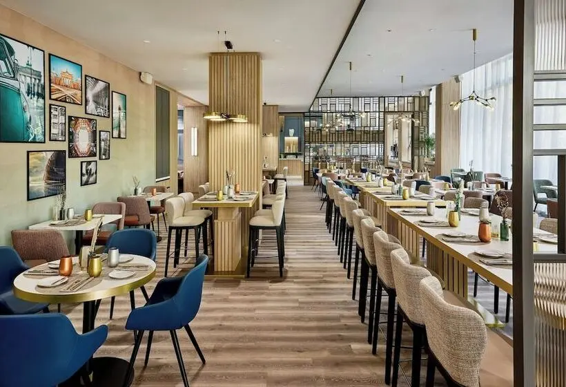 هتل Courtyard By Marriott Berlin City Center