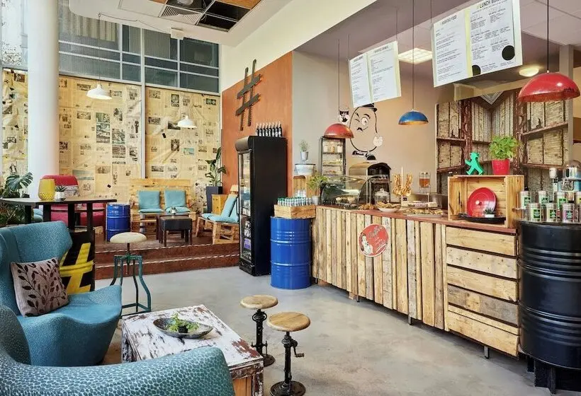 هتل Courtyard By Marriott Berlin City Center