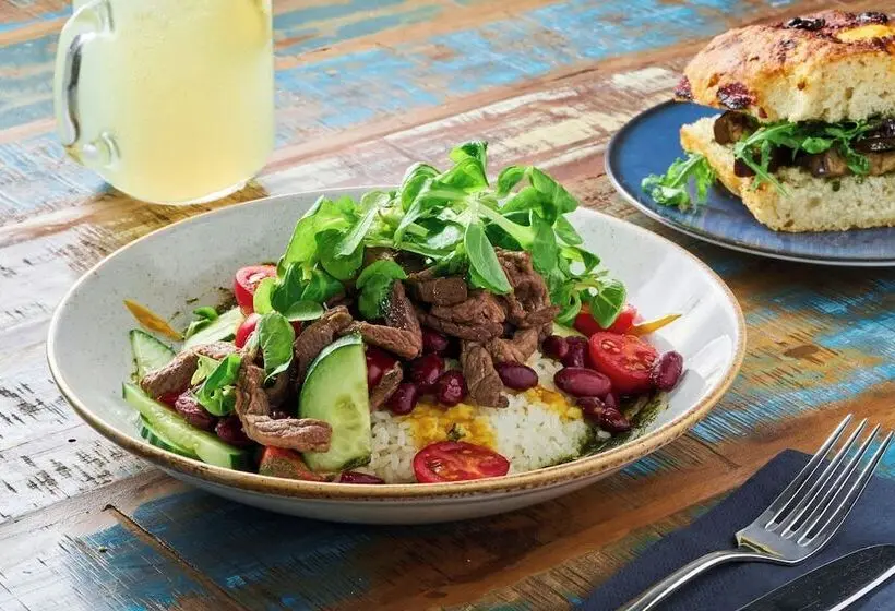 هتل Courtyard By Marriott Berlin City Center