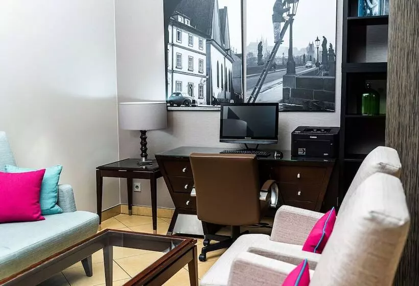 Hotelli Courtyard By Marriott Prague City