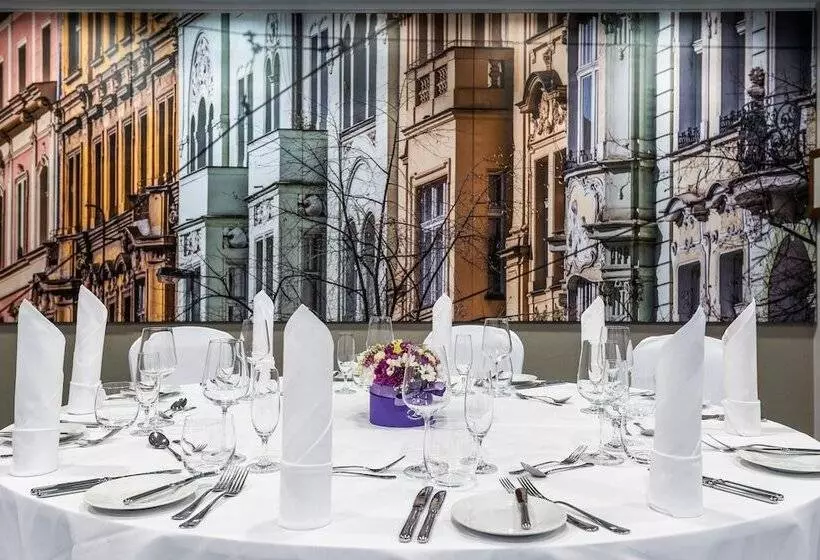 Hotelli Courtyard By Marriott Prague City