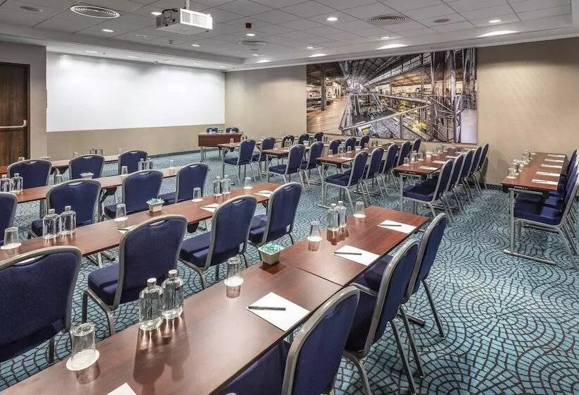 Hotelli Courtyard By Marriott Prague City