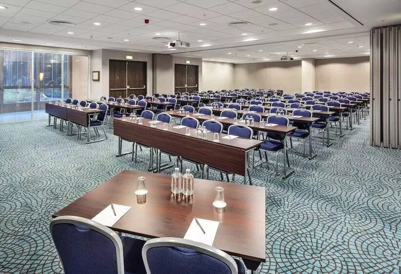 Hotelli Courtyard By Marriott Prague City