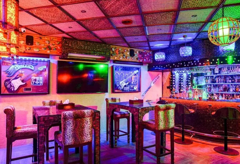 هتل Elite Seef Residence And