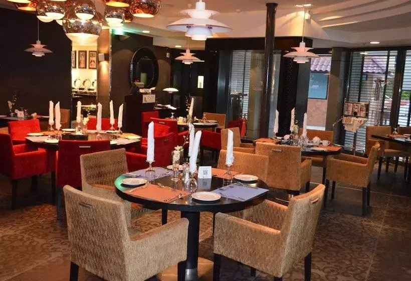 هتل Elite Seef Residence And