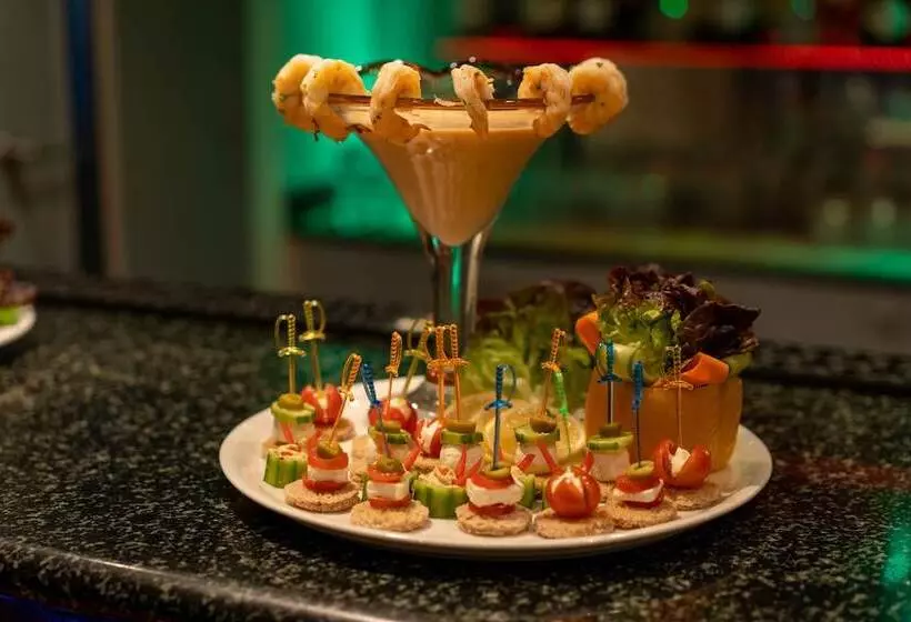 هتل Elite Seef Residence And