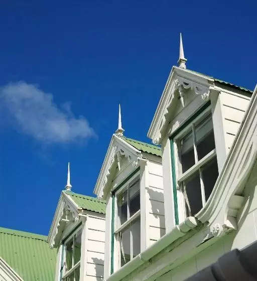 Отель Falcons View Manor