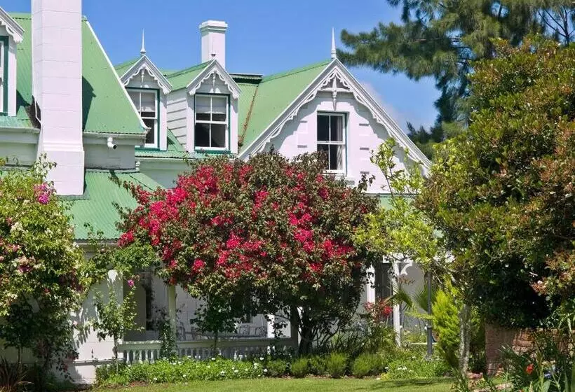 Отель Falcons View Manor