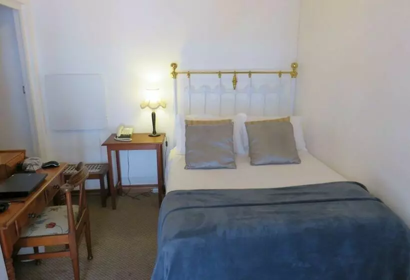 בית מלון כפרי Fynbos Villa Guest House