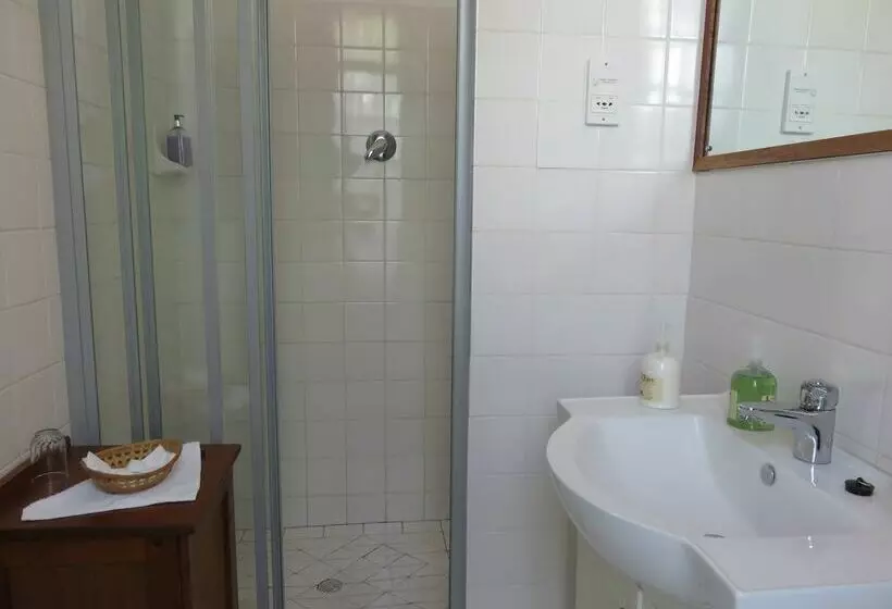 בית מלון כפרי Fynbos Villa Guest House