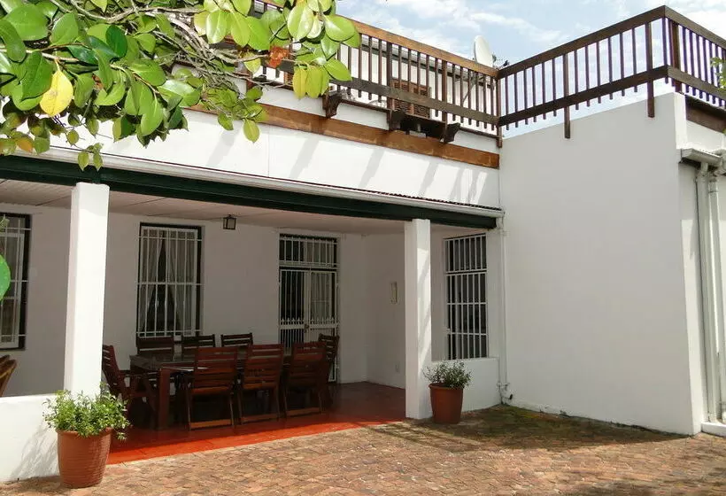 בית מלון כפרי Fynbos Villa Guest House