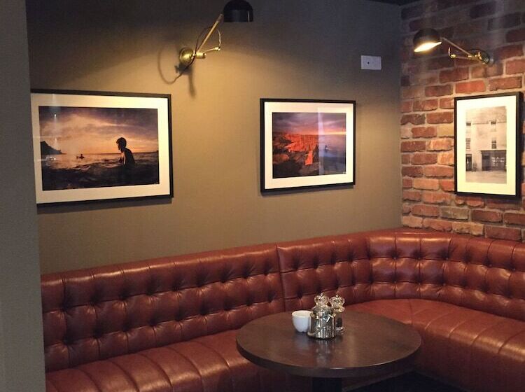 Lahinch Coast Hotel And Suites