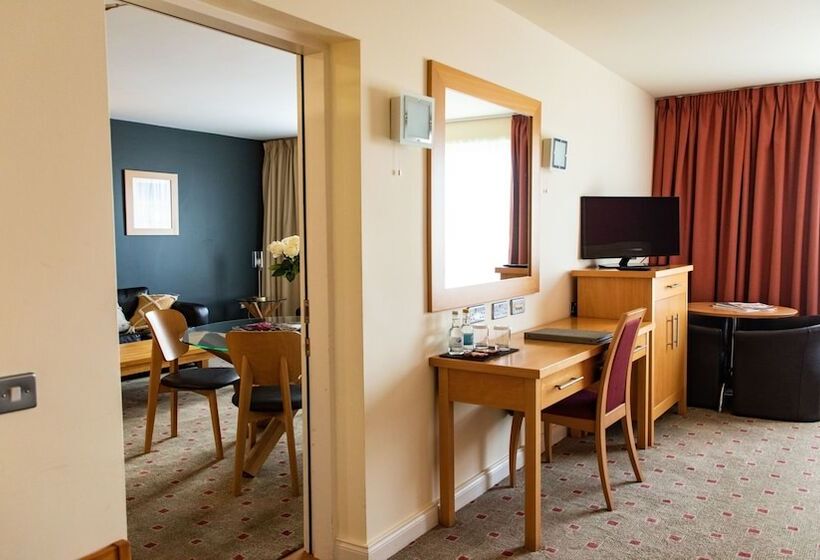 Lahinch Coast Hotel And Suites