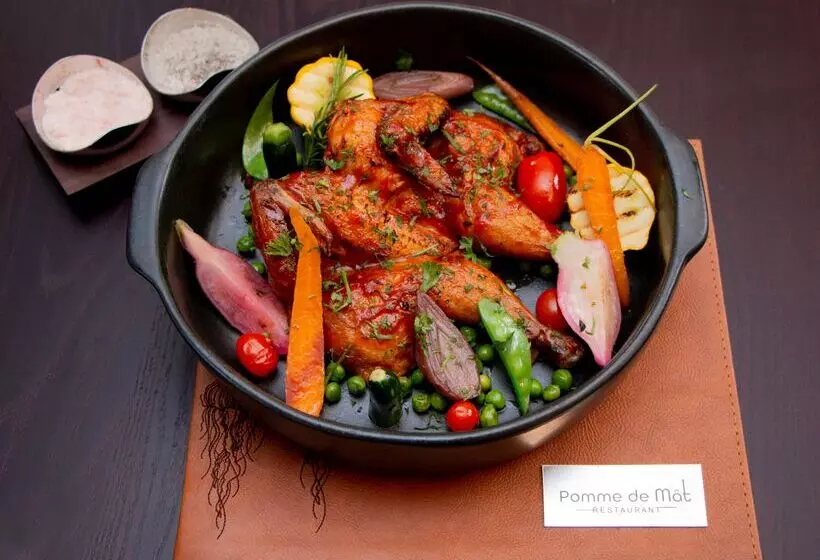 Le Suffren Hotel & Marina