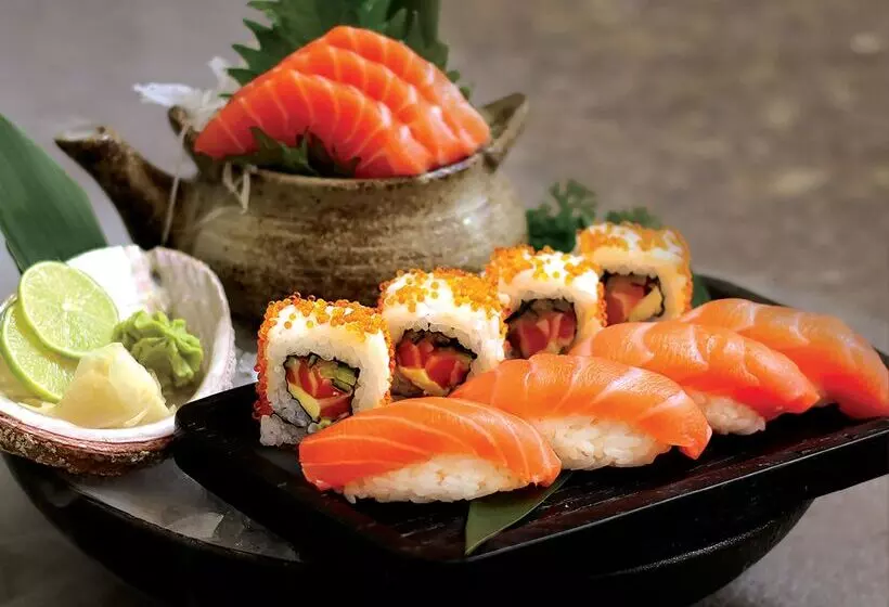 Le Suffren Hotel & Marina