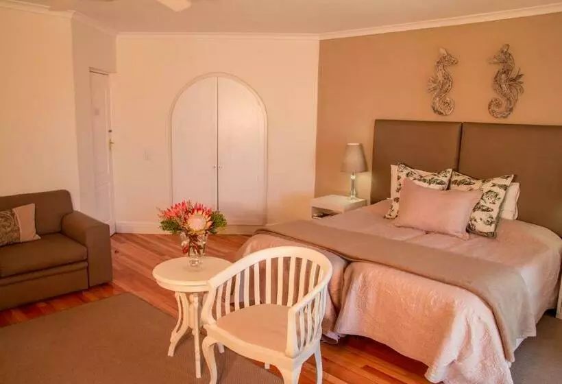 酒店 Milkwood Manor On Sea