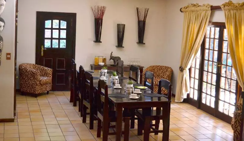 Отель The Willow Inn