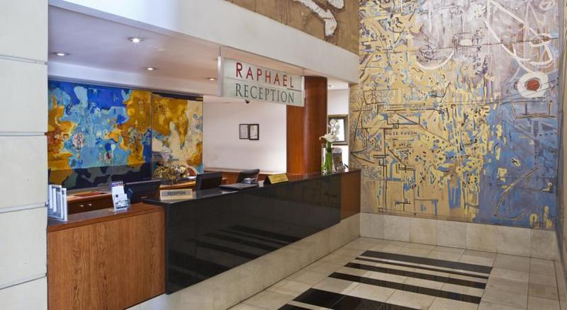 酒店 Raphael Suites