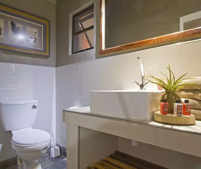 Hotel Twyfelfontein Country Lodge