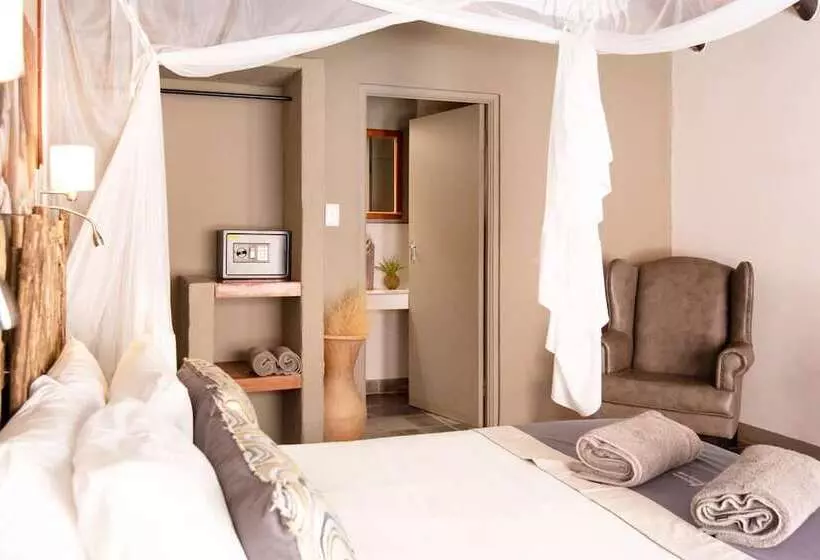 Hotel Twyfelfontein Country Lodge