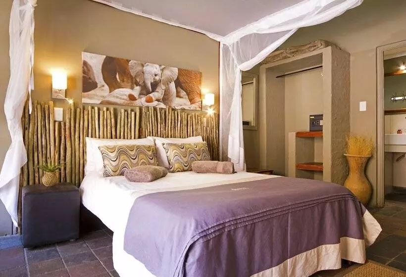 Hotel Twyfelfontein Country Lodge