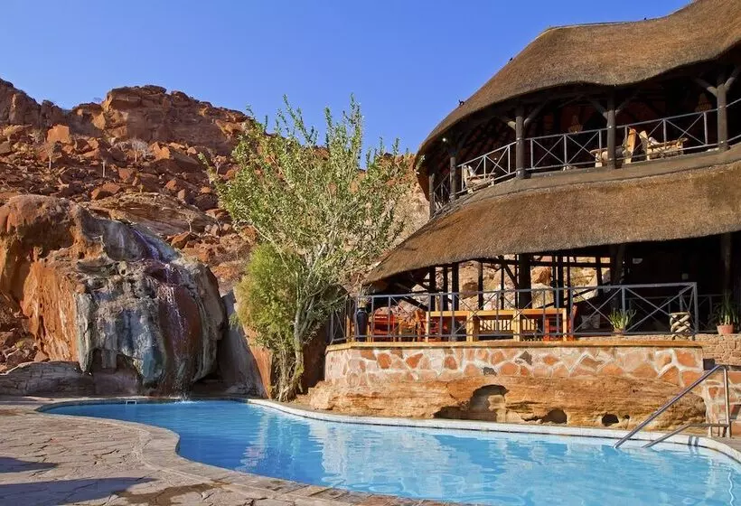 Hotel Twyfelfontein Country Lodge