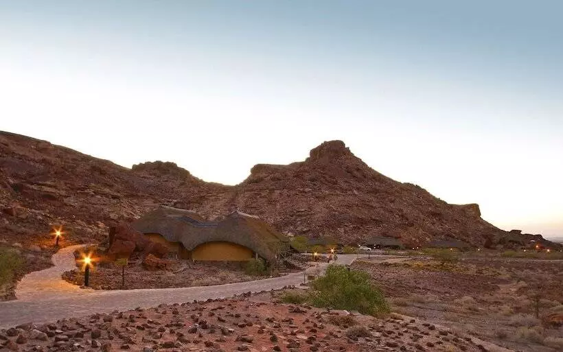 Hotel Twyfelfontein Country Lodge