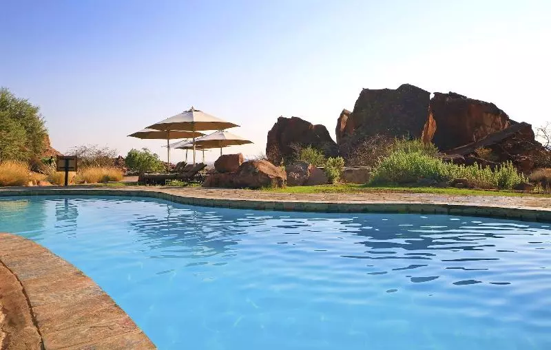 Hotel Twyfelfontein Country Lodge