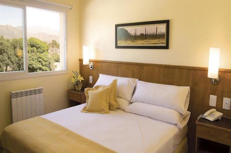 בית מלון כפרי Urbana Class