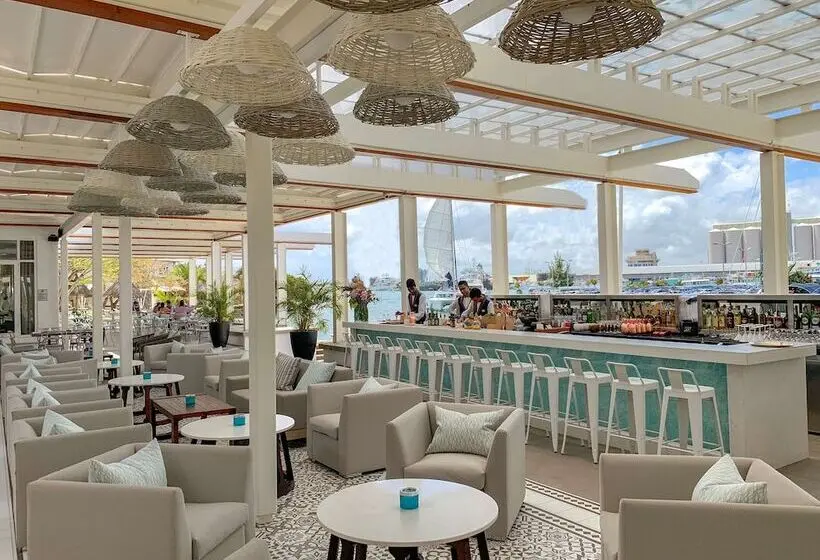 Le Suffren Hotel & Marina