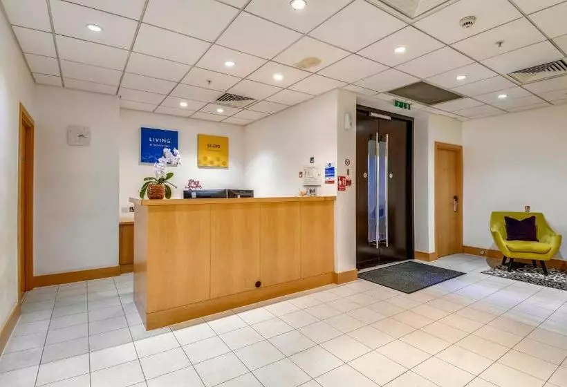 Circus Apartments By Bridgestreet