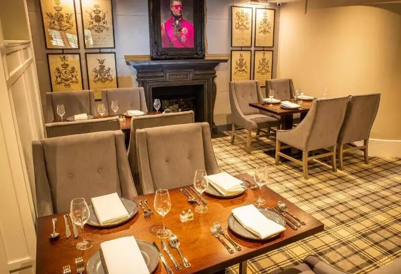 Crowwood Hotel And Alba Restaurant