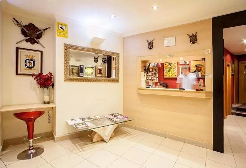 Hostal Inter Plaza Mayor Auto Check In