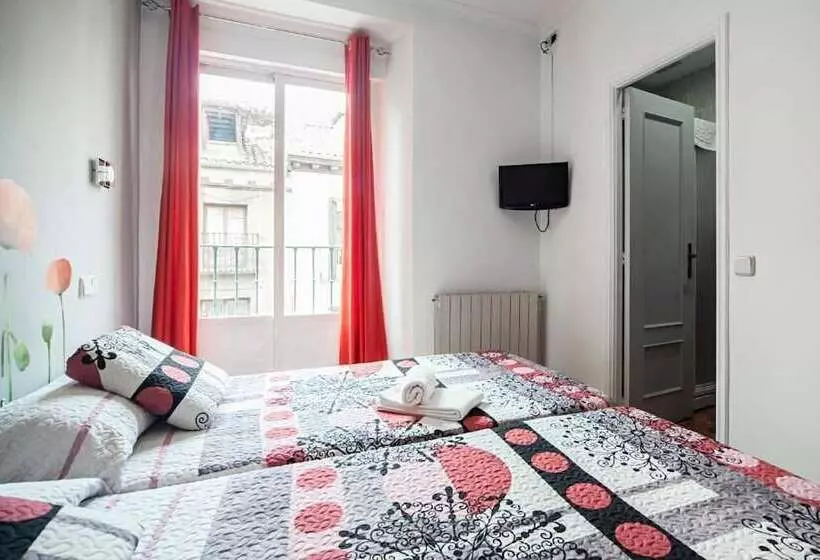 Hostal Inter Plaza Mayor Auto Check In