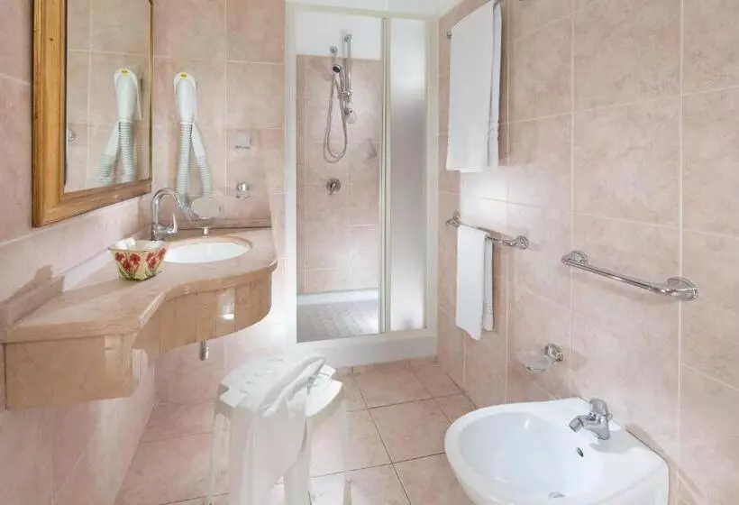 酒店 Apollo   Consigliato A Capodanno