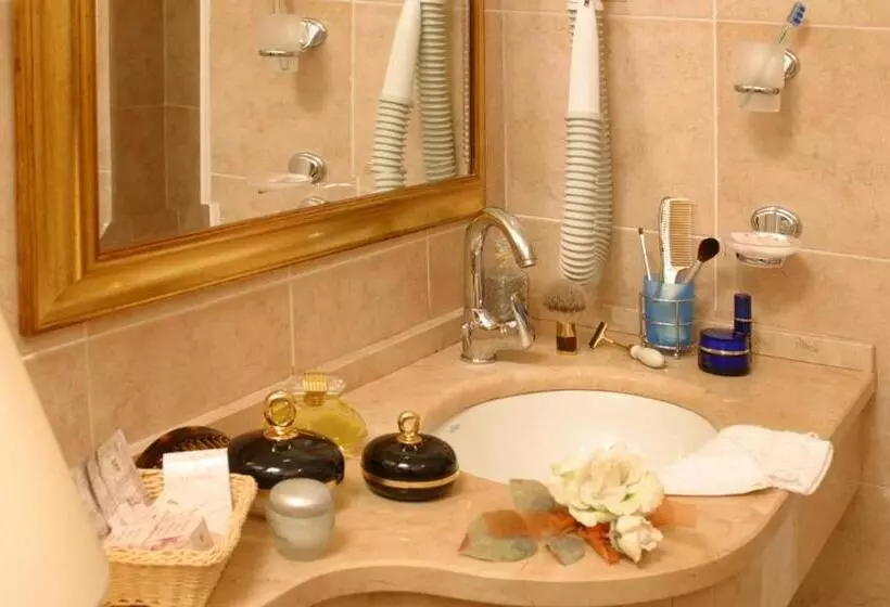 酒店 Apollo   Consigliato A Capodanno