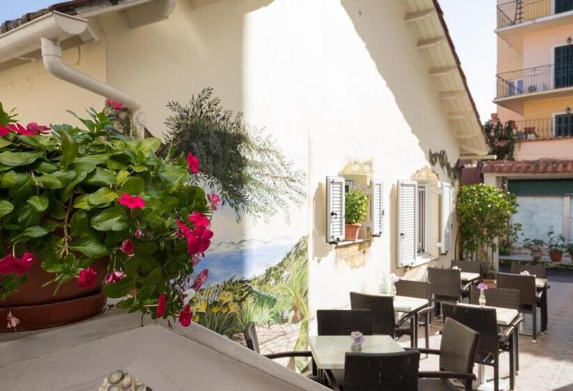 فندق Bella Vista Beach