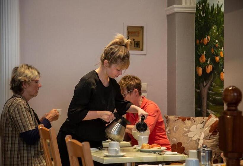 فندق Bella Vista Beach