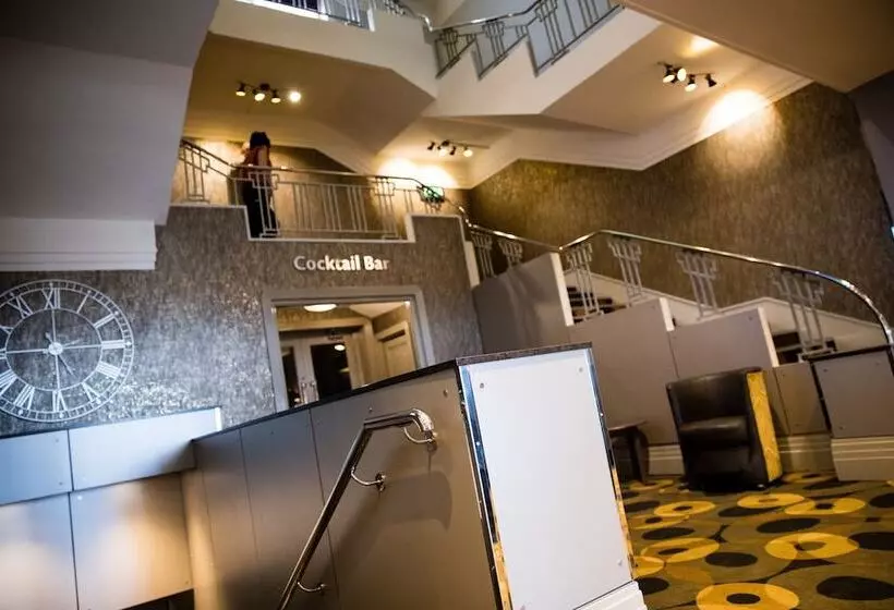 Hotel Cliffs