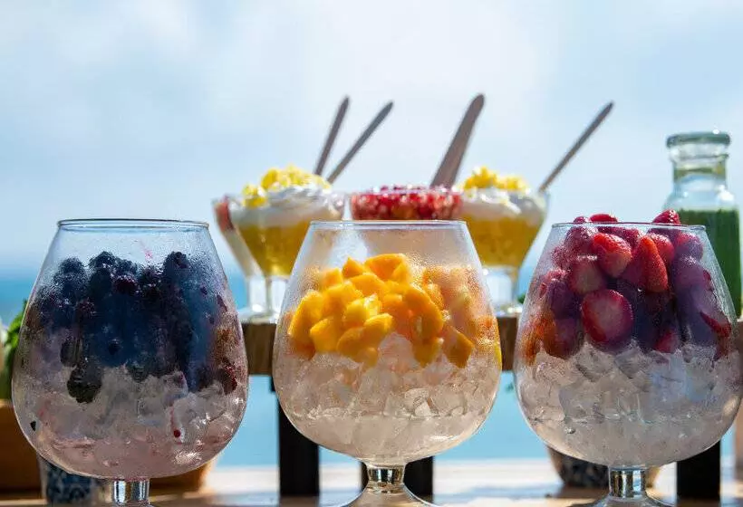 בית מלון כפרי Constantinou Bros Pioneer Beach