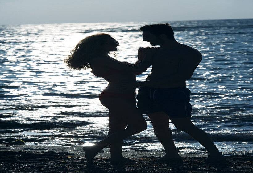 هتل Constantinou Bros Pioneer Beach