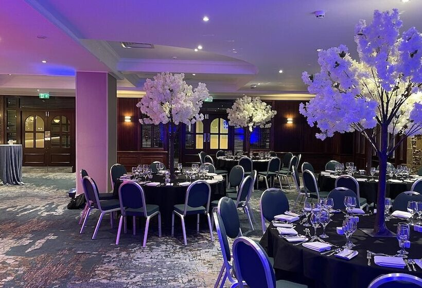 فندق Crowne Plaza Stratford Upon Avon, An Ihg