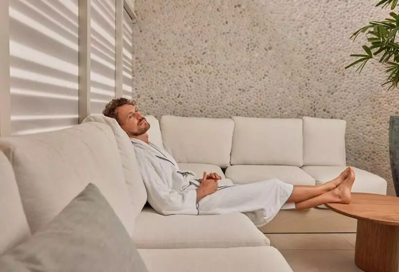 Hotel Crystalbrook Byron