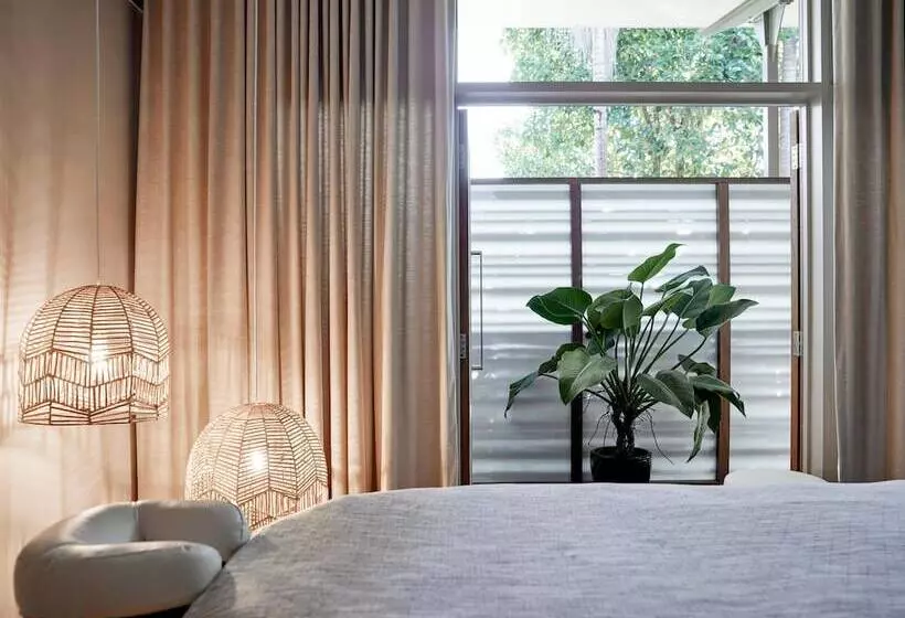 Hotel Crystalbrook Byron