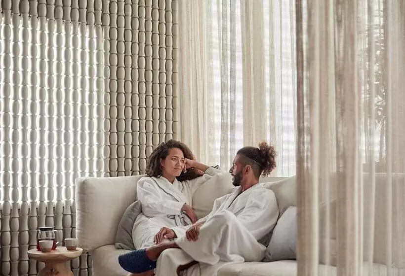 Hotel Crystalbrook Byron